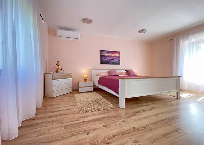 Villa Balarini By Briskva *