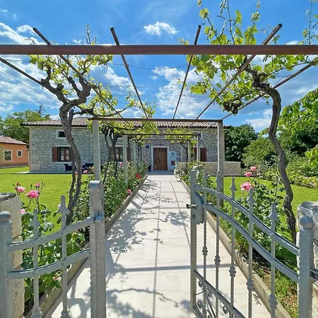 Villa Balarini By Briskva Šumber
