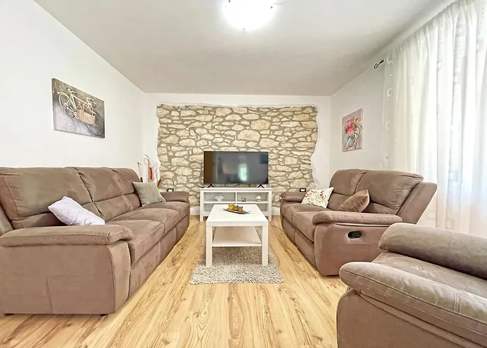 Villa Balarini By Briskva Šumber